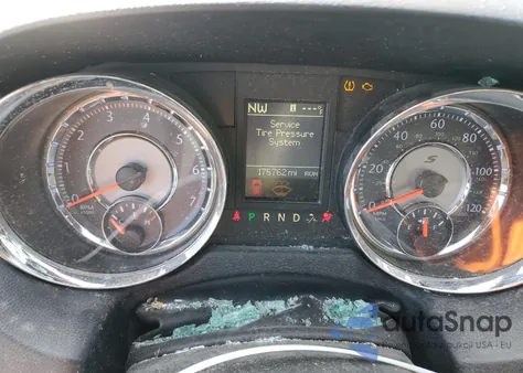 2014 Chrysler Town & Country S from USA, damaged, VIN 2C4RC1HG8ER361303